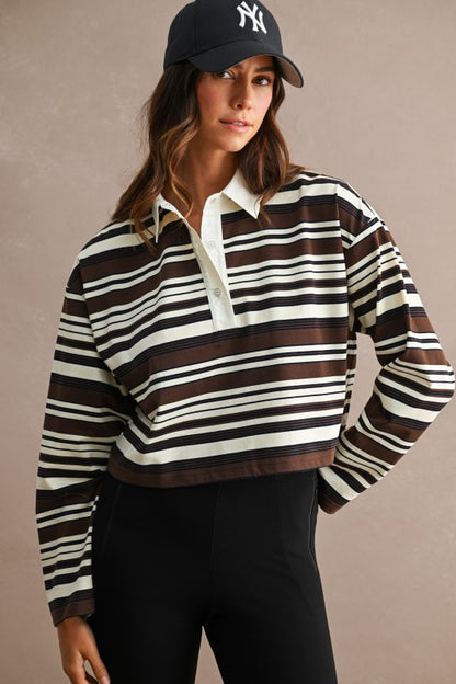 Long Sleeve Contrast Collar Cropped Top